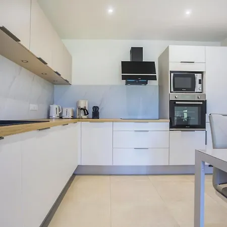 Petite Maison Entierement Refaite A Neuf/piscine Διαμέρισμα Mandelieu
